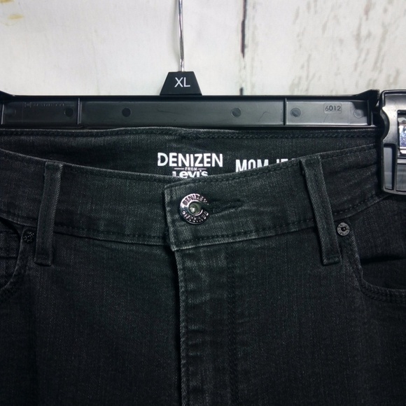 Levi's Denizen Mom Distressed Black Jeans Size 15 - Picture 2 of 8